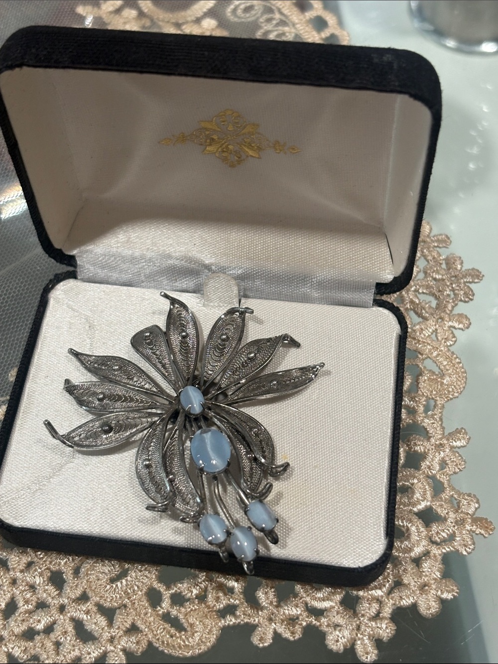 ENZELL 925 Silver Vintage Blue Cat's
Eye Stone Filigree Brooch Pin